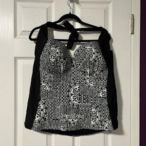 2x Tankini Top